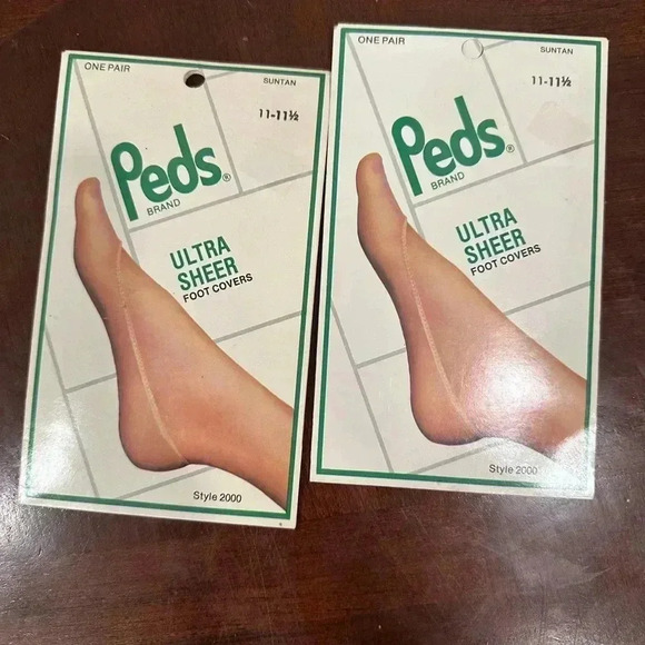 4 pairs Sheer Socks 2 pairs SHEER KNEE HIGHS + 2 pairs no show foot covers - Picture 2 of 6